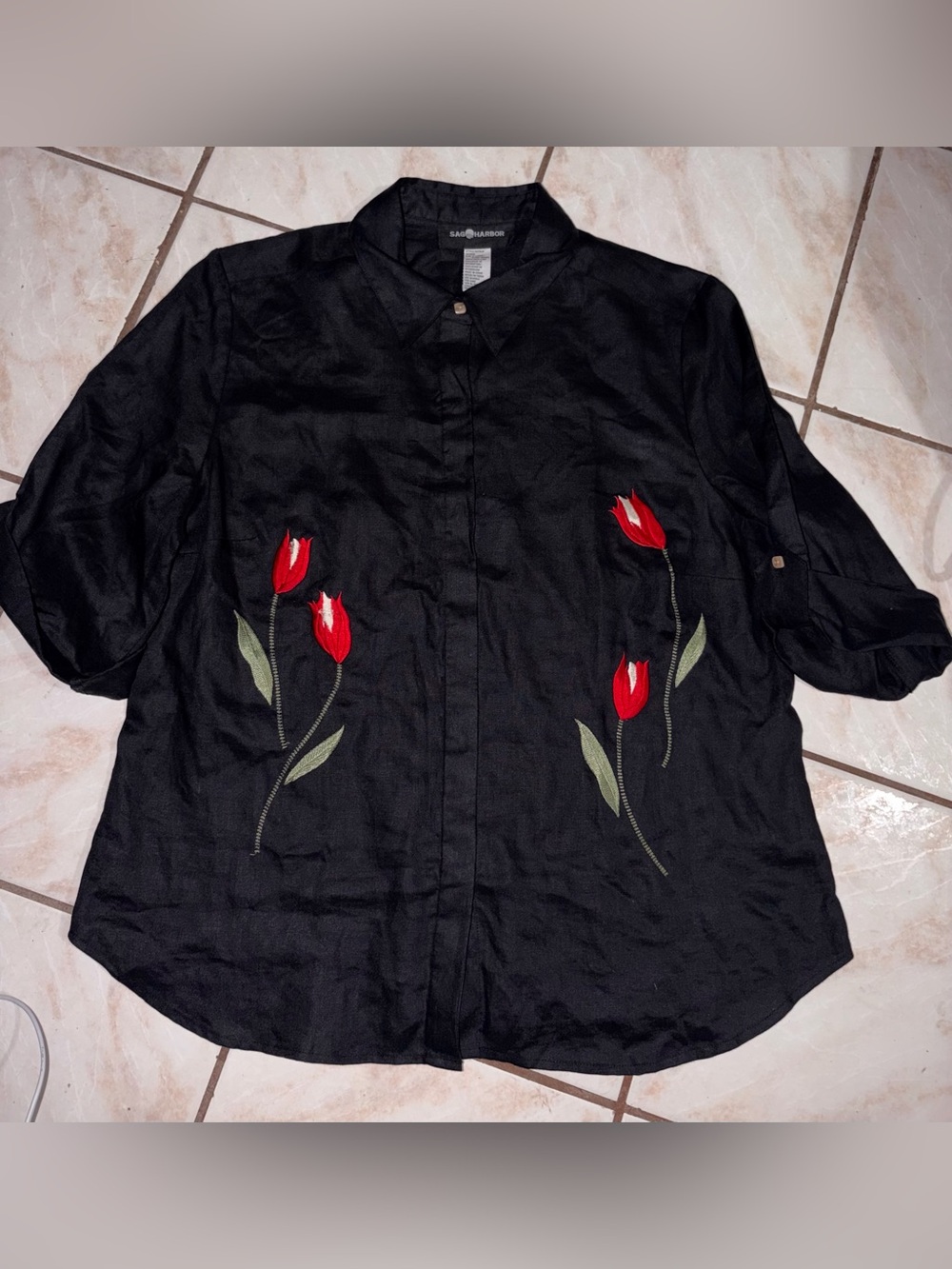 Sag Harbor Black Button-Front Shirt with Red Tulip Embroidery